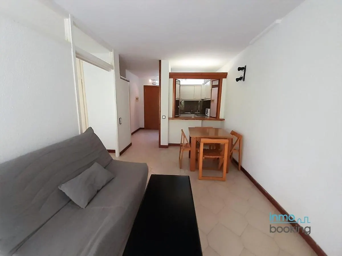 Apartamento Sun Beach Novelty Salou, climatizado, piscina, playa y Wifi